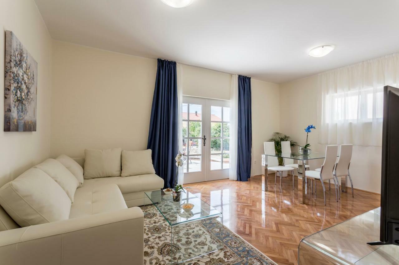 Mise Luxury Apartments Kaštela Εξωτερικό φωτογραφία