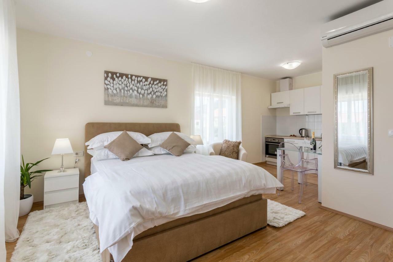 Mise Luxury Apartments Kaštela Εξωτερικό φωτογραφία
